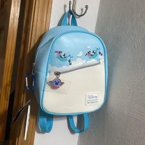 4P Mickey?bag+ID holder+Hoodie+Steamboat Keychain 3.5x1.5W Amazon.com: Disney Mickey Mouse Holder for Apple AirTag  main image 2